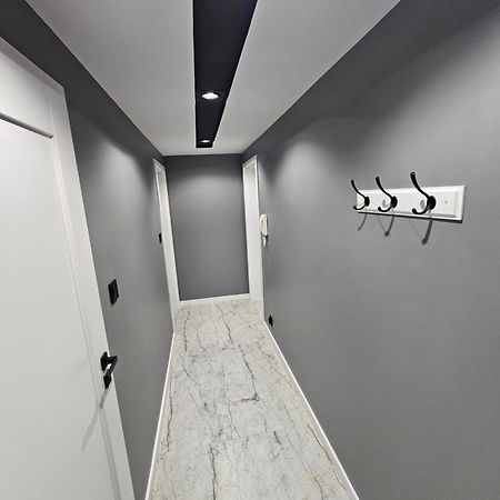 Apartament Z Jacuzzi Klimatyzacja Prywatny Parking Radom Eksteriør billede