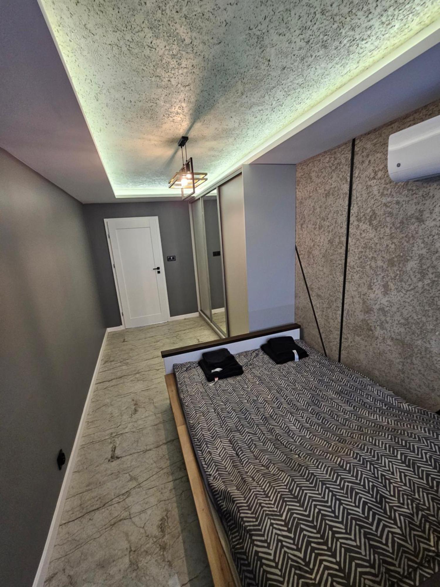 Apartament Z Jacuzzi Klimatyzacja Prywatny Parking Radom Eksteriør billede